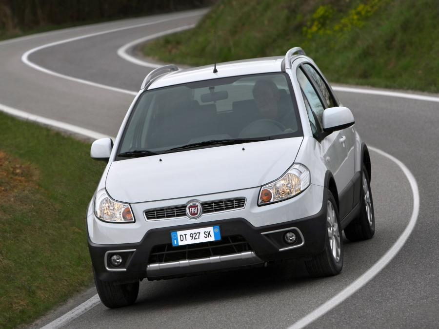  Fiat Sedici 2009 года  (фото 21 из 30)
